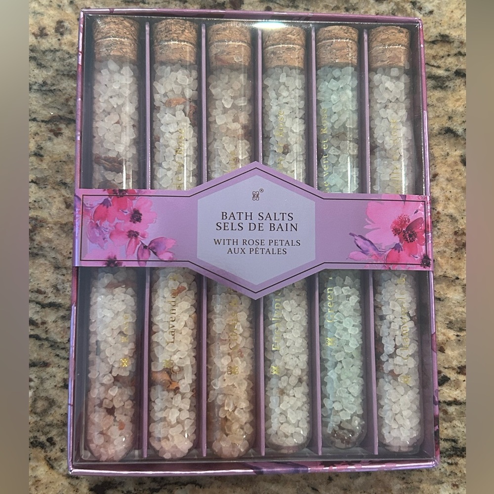 NEW Measurable Difference Bath Salts With Rose Petals
Set Of 6 Tubes